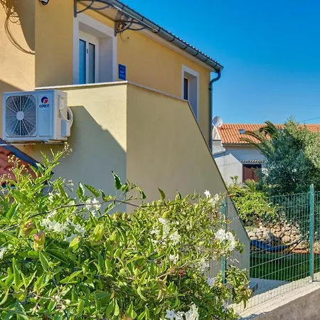 Tena شقة Veli Lošinj