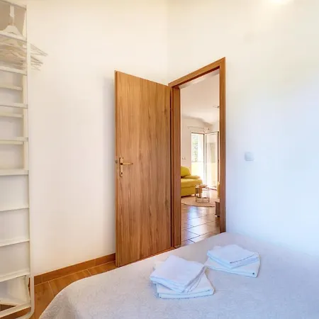 Tena Apartment *
