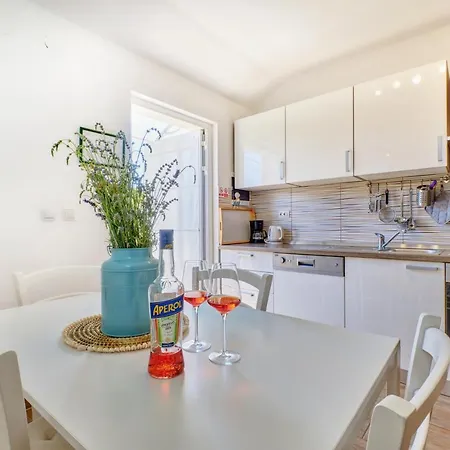 Tena 베리로신즈